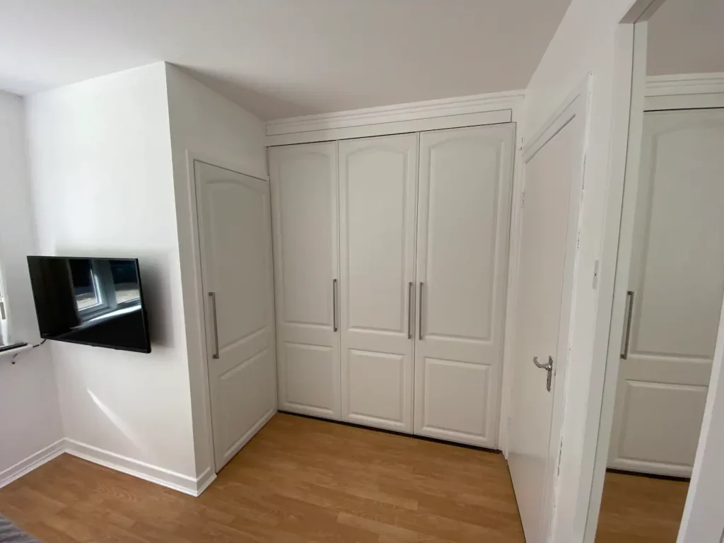 Bedroom one ground floor storage space Bedroom one ground floor storage space