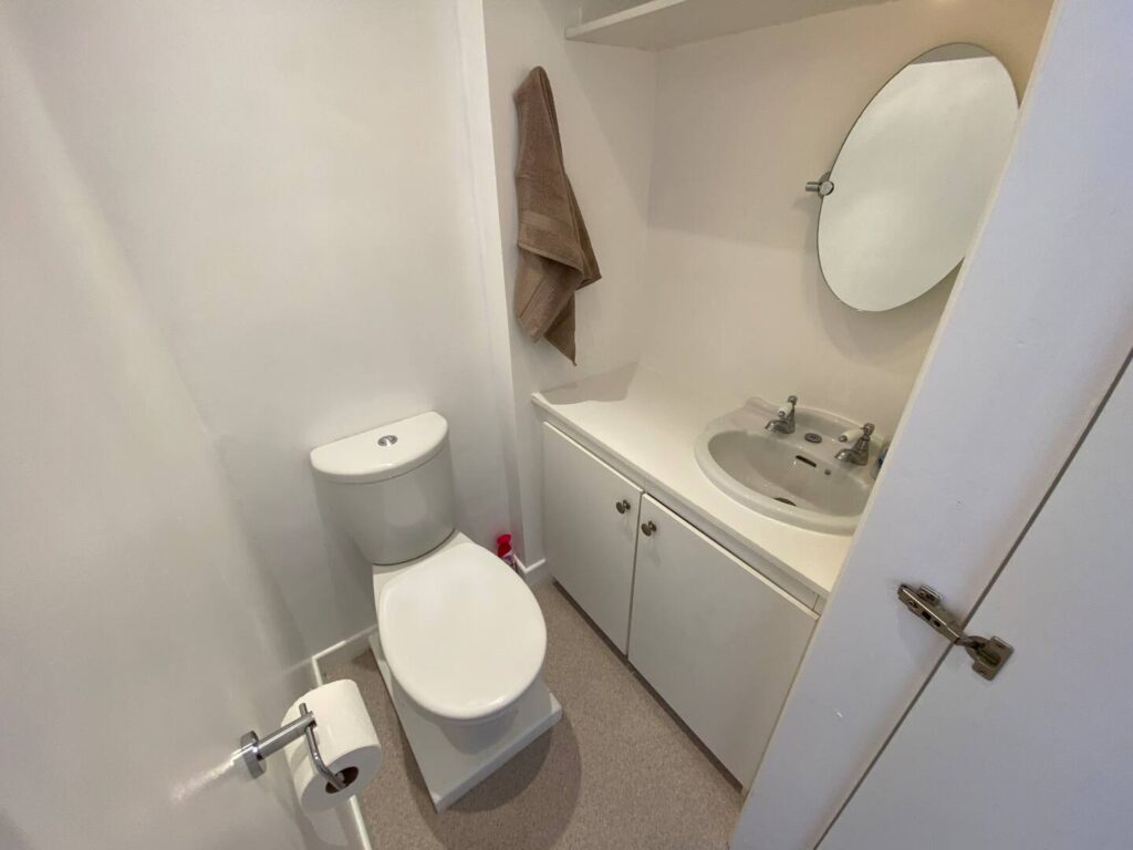 Bedroom one, ground floor ensuite cloakroom Bedroom one, ground floor ensuite cloakroom