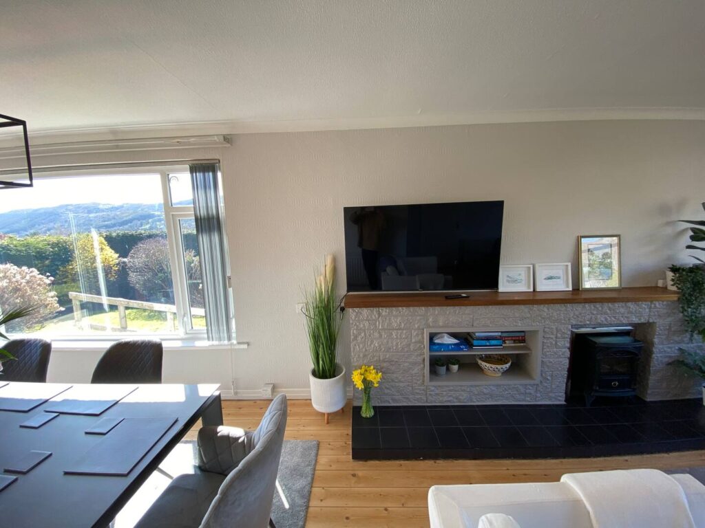 60 inch smart TV 60 inch smart TV